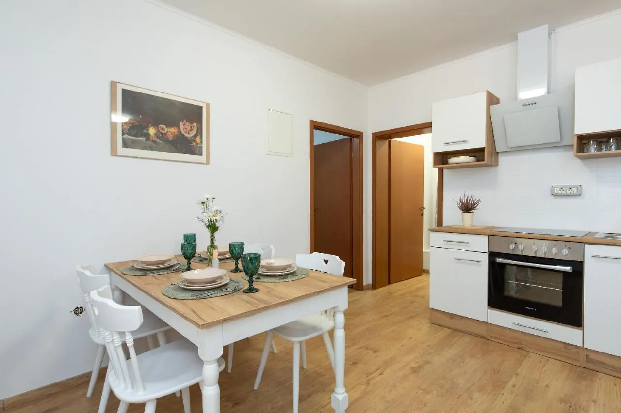 Double Oak Apartment Rijeka