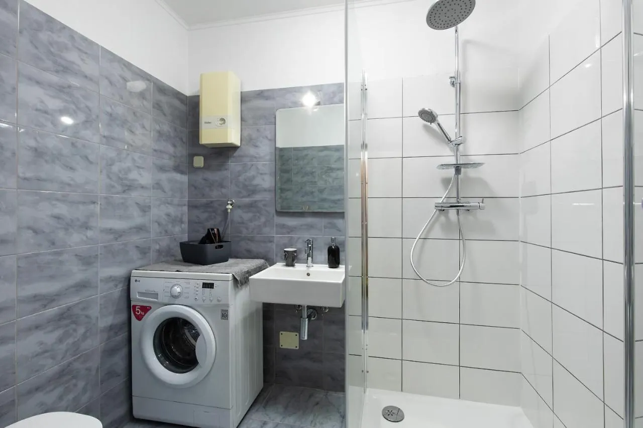 Double Oak Apartment Rijeka Croatia