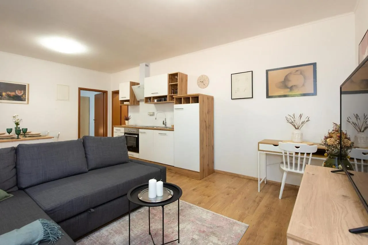 Double Oak Apartment Rijeka